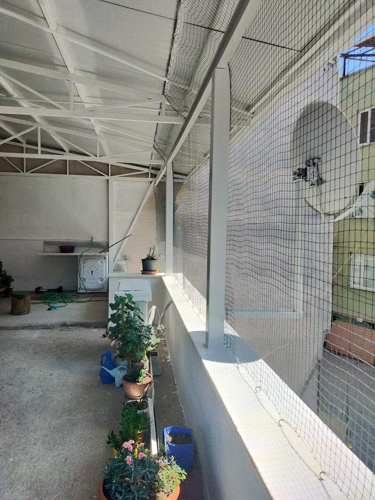 Balkon kuş filesi uygulaması